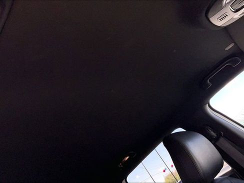Used 2025 Jeep Compass Trailhawk AWD/4WD image 17