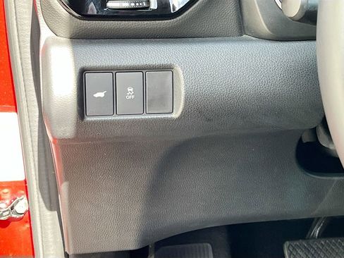 Used 2023 Honda Pilot Touring image 10