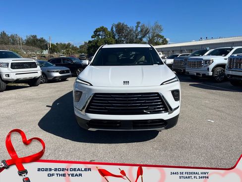 New 2026 Buick Enclave Preferred image 3