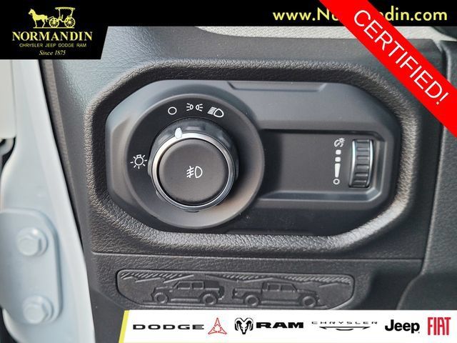 Certified 2025 Jeep Wrangler Sport AWD/4WD image 14