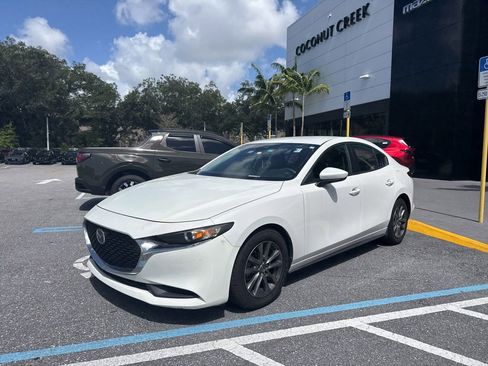 Used 2020 MAZDA MAZDA3 Sedan FWD image 8