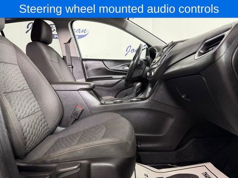 Used 2019 Chevrolet Equinox LT AWD/4WD image 18