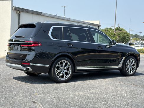 Used 2025 BMW X7 xDrive40i AWD/4WD image 33