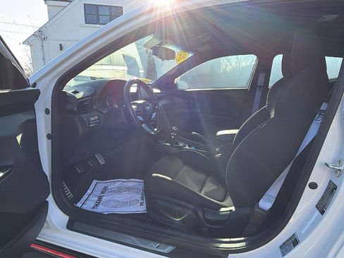 Used 2020 Hyundai Veloster N w/ Performance Package image 20