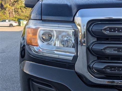 Used 2019 GMC Canyon 2WD Crew Cab w/ Convenience Package image 9