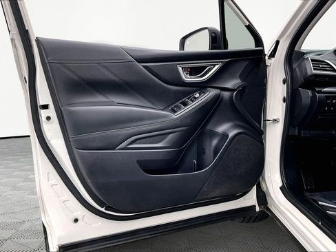 Used 2019 Subaru Forester Limited w/ Popular Package #3 image 23