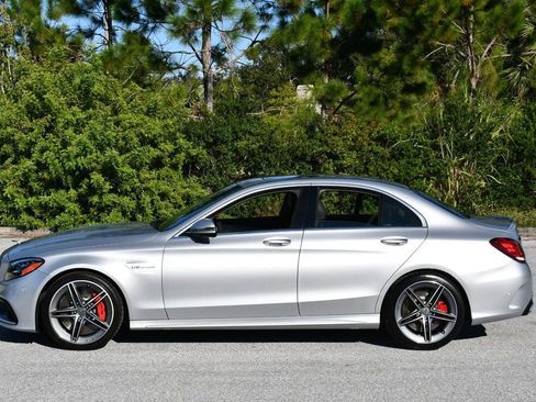 Used 2020 Mercedes-Benz C 63 AMG S image 26