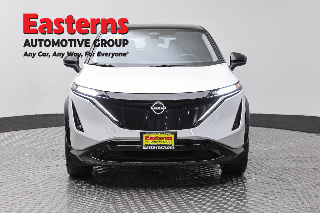 Used 2024 Nissan Ariya AWD image 3