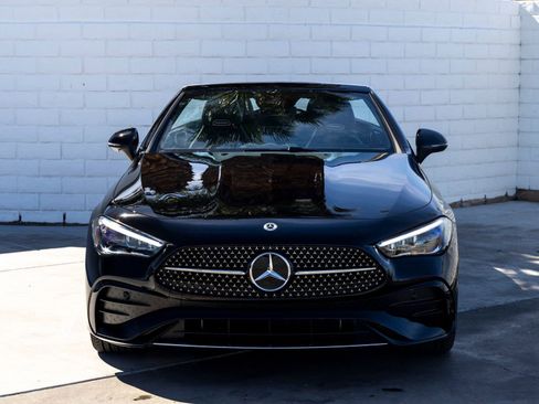 Used 2025 Mercedes-Benz CLE 300 4MATIC Cabriolet image 4