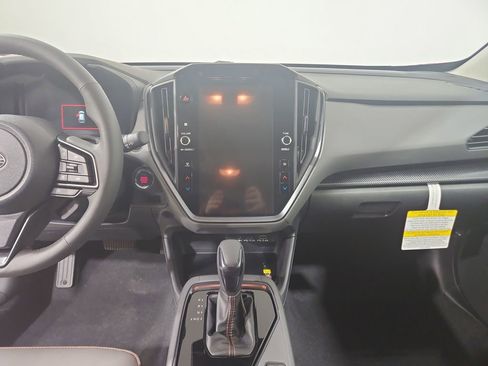 New 2026 Subaru Crosstrek 2.5i Limited w/ Crosstrek Mirror Package image 19