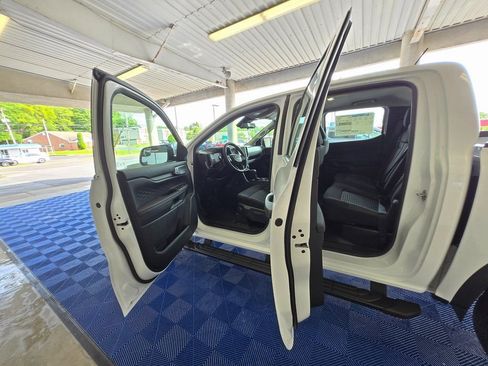 New 2025 Ford Ranger XL RWD image 22