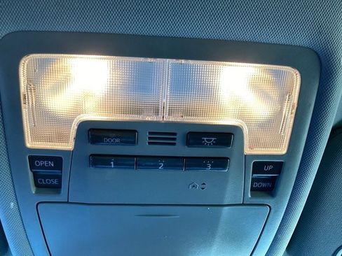 Used 2019 Toyota Highlander XLE image 65