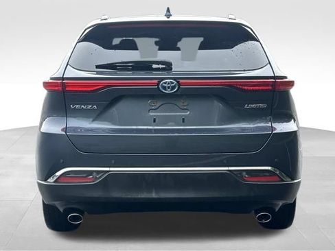 Certified 2023 Toyota Venza Limited AWD/4WD image 4