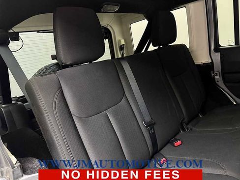 Used 2016 Jeep Wrangler Unlimited Sport w/ Quick Order Package 24S AWD/4WD image 18