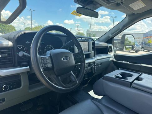 Used 2023 Ford F250 XL w/ Snow Plow Prep Package AWD/4WD image 18