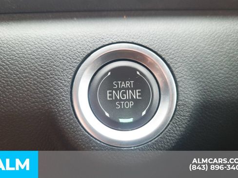 Used 2025 GMC Terrain Elevation AWD/4WD image 27