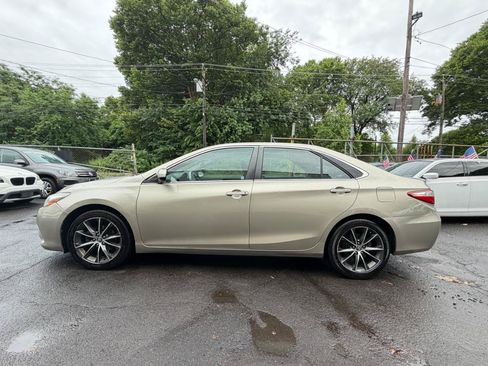 Used 2015 Toyota Camry XSE FWD image 7