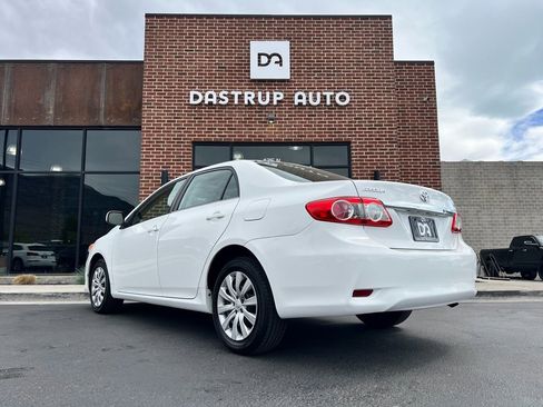 Used 2013 Toyota Corolla LE image 4