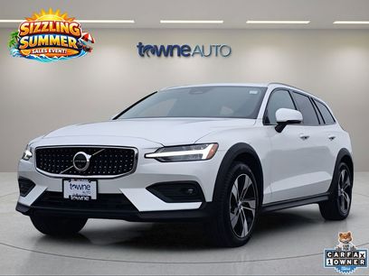 Used 2025 Volvo V60 B5 Cross Country Plus