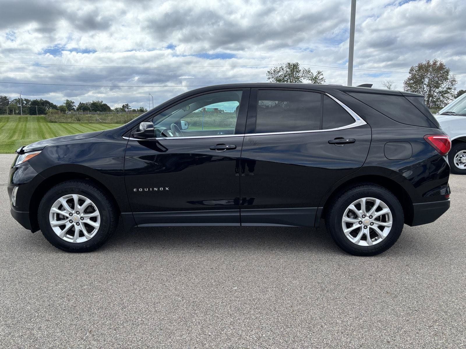 Used 2018 Chevrolet Equinox LT AWD/4WD image 2
