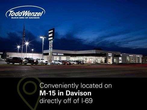 Used 2023 GMC Acadia SLE w/ Driver Convenience Package image 4