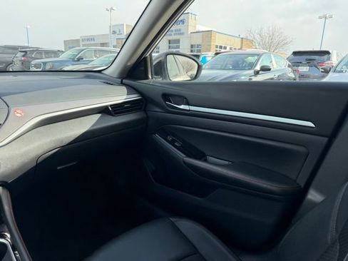 Used 2024 Nissan Altima 2.5 SR image 20