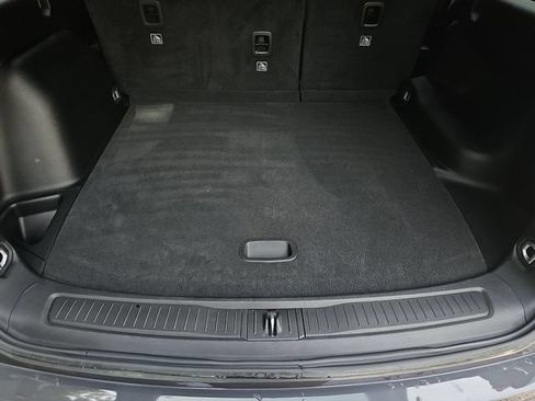 Used 2025 Jeep Grand Cherokee Altitude AWD/4WD image 20