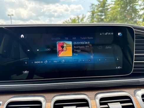 Used 2021 Mercedes-Benz GLE 350 4MATIC image 21