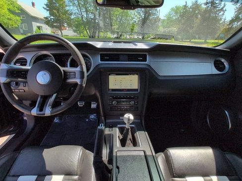 Used 2010 Ford Mustang Shelby GT500 image 18