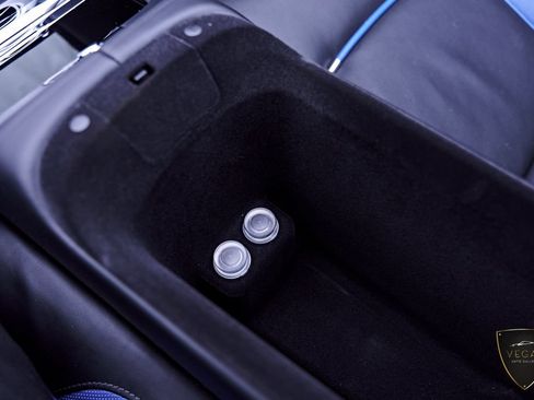 Used 2019 Rolls-Royce Dawn RWD image 64