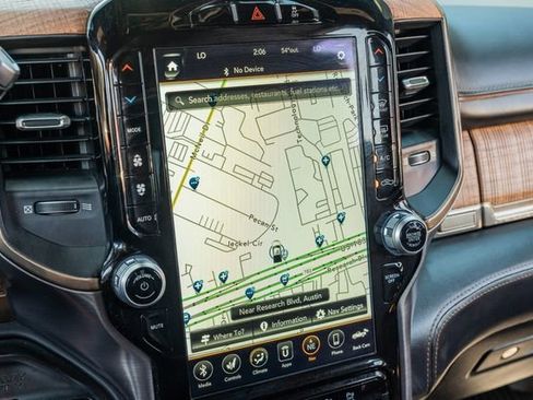 Used 2019 RAM 2500 Limited image 27