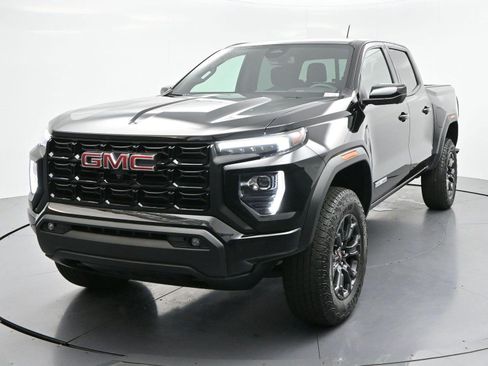 Used 2025 GMC Canyon Elevation w/ Convenience Package RWD image 3