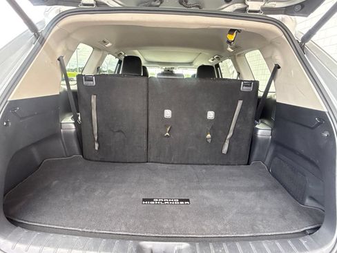 Used 2025 Toyota Grand Highlander FWD image 35