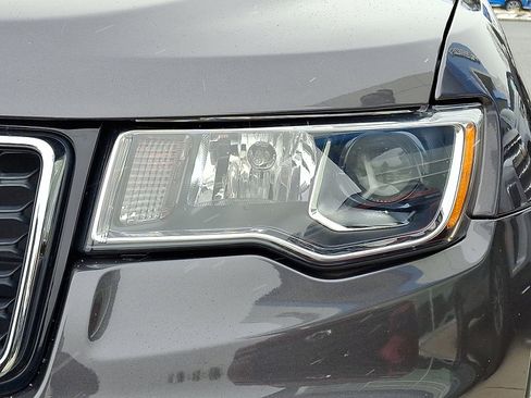 Used 2019 Jeep Grand Cherokee Limited image 9