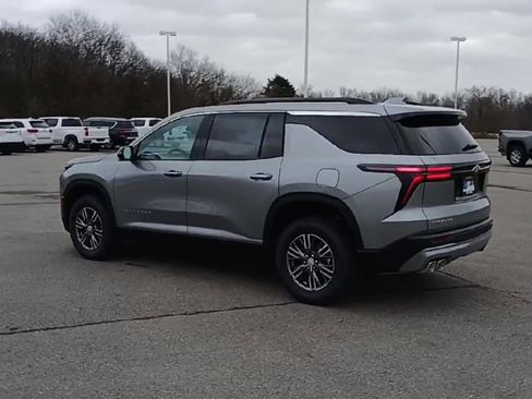 New 2026 Chevrolet Traverse LT w/ Driver Confidence Package image 6