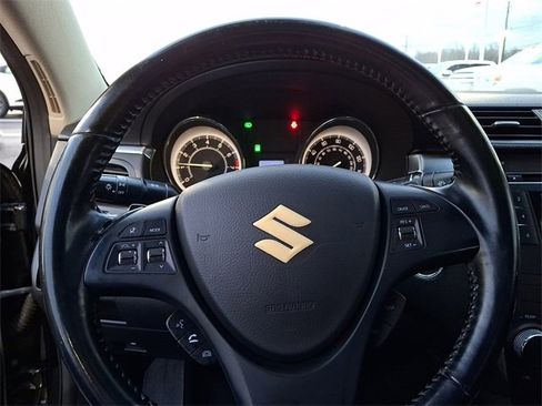 Used 2010 Suzuki Kizashi GTS image 26