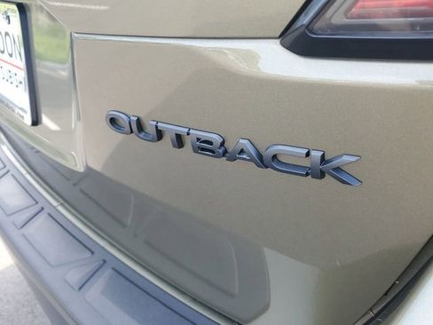 Used 2023 Subaru Outback Onyx Edition w/ Popular Package #2 image 8