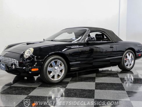 Used 2002 Ford Thunderbird image 18