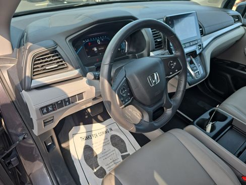 Used 2024 Honda Odyssey EX-L image 16