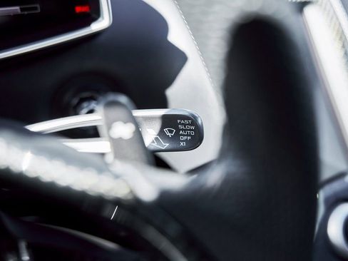 Used 2012 McLaren MP4-12C Coupe image 56