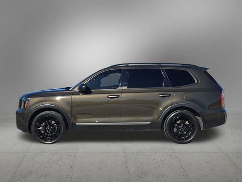 Used 2023 Kia Telluride EX X-Line image 3