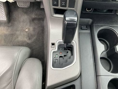 Used 2017 Toyota Sequoia SR5 w/ Premium Package image 23