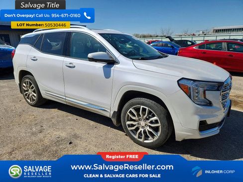 Used 2024 GMC Terrain Denali w/ Denali Premium Package AWD/4WD image 5