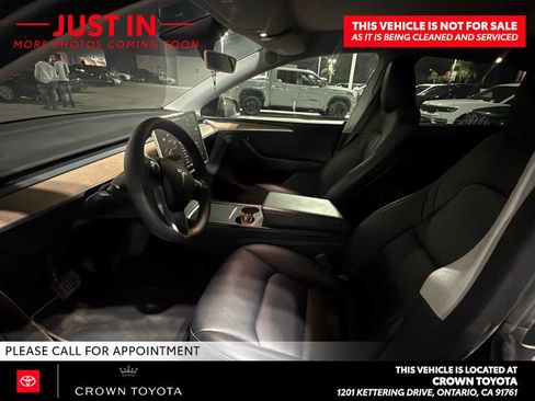 Used 2024 Tesla Model Y Long Range AWD/4WD image 9