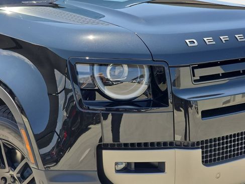 New 2026 Land Rover Defender 110 S AWD/4WD image 32