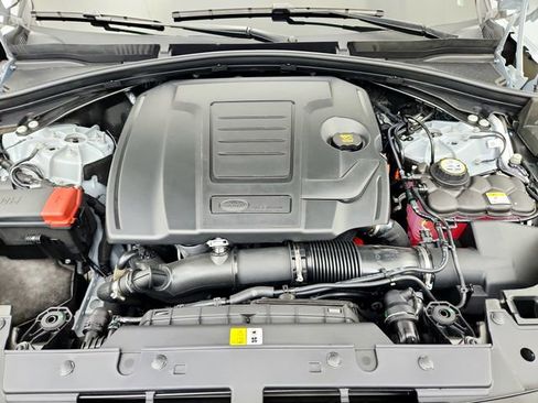 New 2026 Land Rover Range Rover Velar Dynamic SE image 27