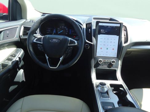 Used 2022 Ford Edge SEL w/ Convenience Package AWD/4WD image 11