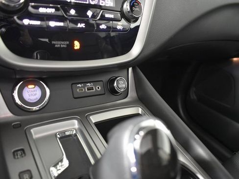 Certified 2024 Nissan Murano SL image 25