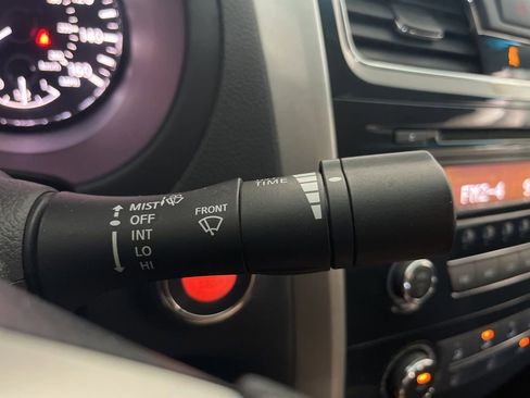 Used 2014 Nissan Altima 2.5 S FWD image 57