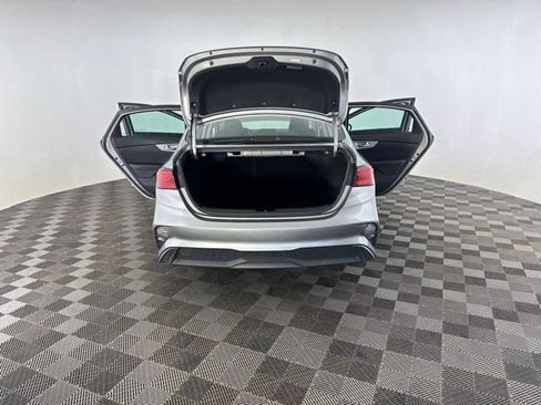 Certified 2023 Kia Forte LXS FWD image 17